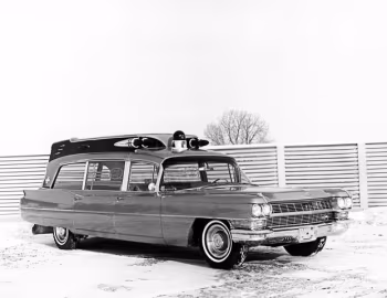 1964 Superior-Cadillac Rescuer Ambulance (63-67Z 6890Z)