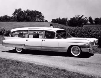 1960 Superior-Cadillac Royale Combination Ambulance (60-68 6890)