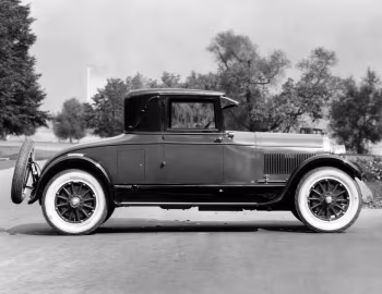 1925 Cadillac V-63 Custom 2-passenger Coupe (5710)