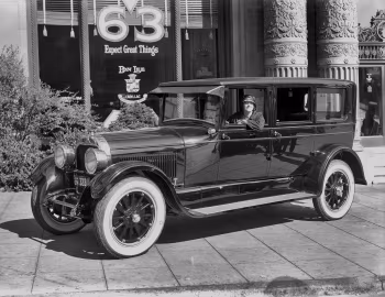 1925 Cadillac V-63 Custom Suburban (5720) '10.1924–25