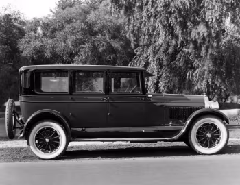 1925 Cadillac V-63 Custom Suburban (5720) '10.1924–25