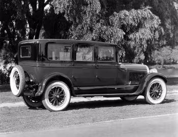 1925 Cadillac V-63 Custom Suburban (5720) '10.1924–25