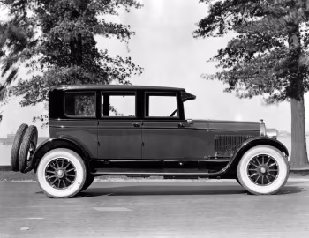 1925 Cadillac V-63 Custom Suburban (5720) '10.1924–25