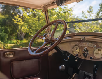 Panel frontal 1924 Cadillac V-63 Phaeton