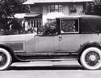 1924 Cadillac V-63 Town Brougham (5370)