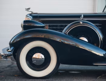 1934 Cadillac V12 370-D 5-passenger Sedan by Fleetwood (6030-S)