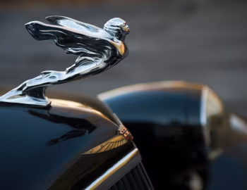 Mascota 1934 Cadillac V12 370-D 5-passenger Sedan by Fleetwood (6030-S)