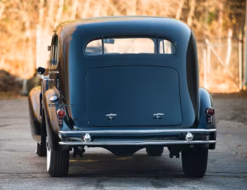 1934 Cadillac V12 370-D 5-passenger Sedan by Fleetwood (6030-S)