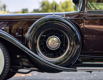 1931 Cadillac V12 370-A Imperial Sedan by Fisher (31163)