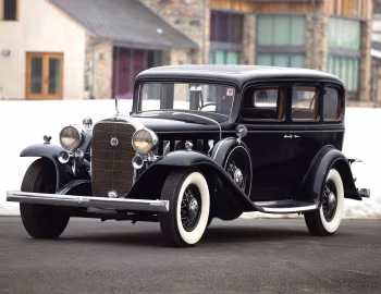 1932 Cadillac V12 370-B Imperial Sedan by Fisher (32-12-263)