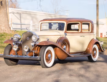 1932 Cadillac V12 370-B Town Sedan by Fisher (32-12-252)