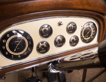 Torpedo 1932 Cadillac V12 370-B Town Sedan by Fisher (32-12-252)