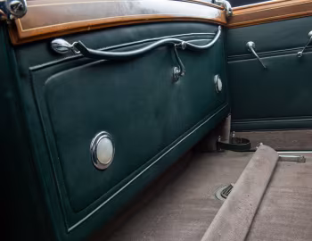 Interior 1933 Cadillac V12 370-C All Weather Phaeton by Fisher (33-12-273)