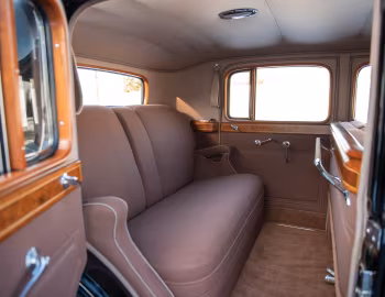 Interior 1933 Cadillac V12 370-C Town Sedan by Fisher (33-12-252)