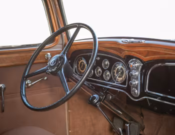 Interior 1933 Cadillac V12 370-C Town Sedan by Fisher (33-12-252)