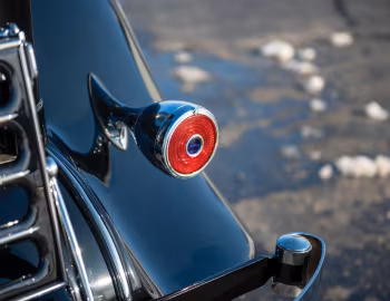 1933 Cadillac V12 370-C Town Sedan by Fisher (33-12-252)
