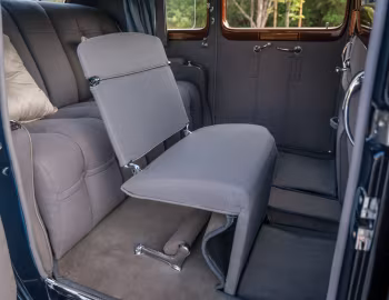 Interior 1940 Cadillac Series 90 V16 7-passenger Imperial Sedan by Fleetwood (40 9033)
