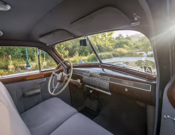 Interior 1940 Cadillac Series 90 V16 7-passenger Imperial Sedan by Fleetwood (40 9033)