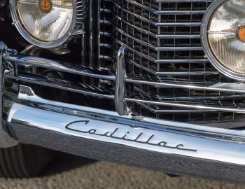 1940 Cadillac Series 90 V16 7-passenger Imperial Sedan by Fleetwood (40 9033)