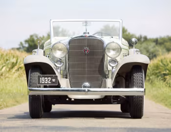 1932 Cadillac V16 452-B All Weather Phaeton by Fisher (32-16-273)