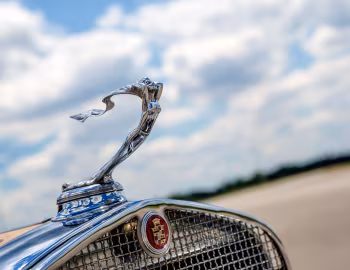 Mascota 1930 Cadillac V16 452 7-passenger Imperial by Fleetwood (4375)