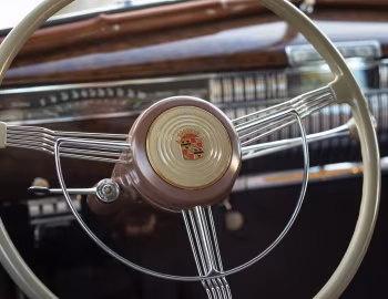 Interior 1940 Cadillac Series 90 V16 7-passenger Imperial Sedan by Fleetwood (40 9033)