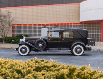 1930 Cadillac V16 452-A Transformable Town Cabriolet by Fleetwood (4312)