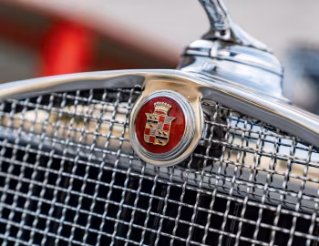 Logotipo 1930 Cadillac V16 452-A Transformable Town Cabriolet by Fleetwood (4312)