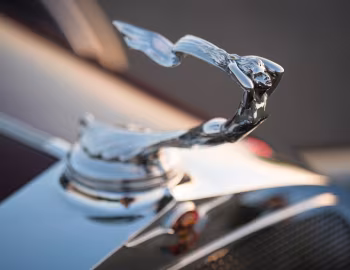 Mascota 1932 Cadillac V16 452-B 5-passenger Sedan by Fleetwood (5130-S)