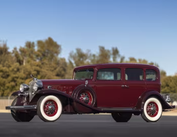 1932 Cadillac V16 452-B 5-passenger Sedan by Fleetwood (5130-S)