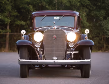 1932 Cadillac V16 452-B 5-passenger Sedan by Fleetwood (5130-S)
