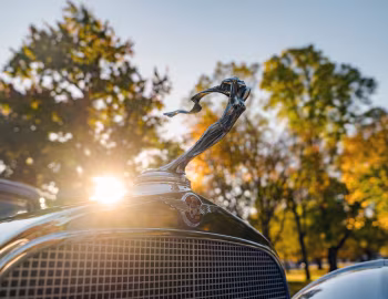 Mascota 1932 Cadillac V16 452-B Imperial Sedan by Fleetwood