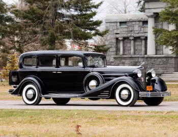 1933 Cadillac V16 452-C 7-passenger Sedan by Fleetwood (5575-S)
