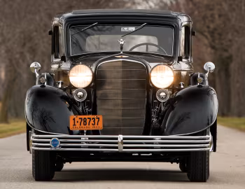 1933 Cadillac V16 452-C 7-passenger Sedan by Fleetwood (5575-S)