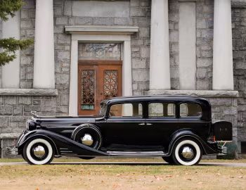 1933 Cadillac V16 452-C 7-passenger Sedan by Fleetwood (5575-S)