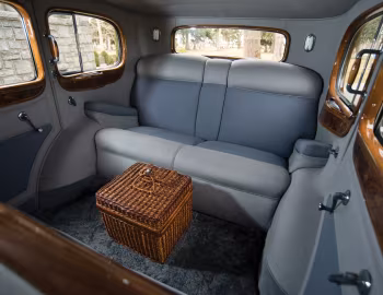 Interior 1933 Cadillac V16 452-C 7-passenger Sedan by Fleetwood (5575-S)