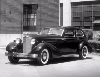 Cadillac V16 452-C Aerodynamic Coupe Show Car by Fleetwood '1933