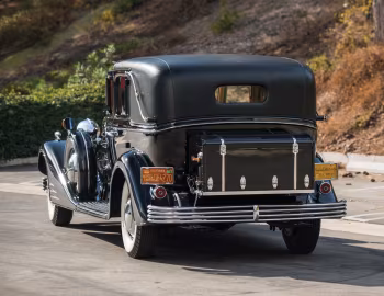 1933 Cadillac V16 452-C Transformable Town Cabriolet by Fleetwood (5525)