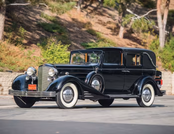 1933 Cadillac V16 452-C Transformable Town Cabriolet by Fleetwood (5525)