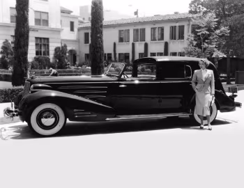 Cadillac V16 452-D Town Car, Marlene Dietrich