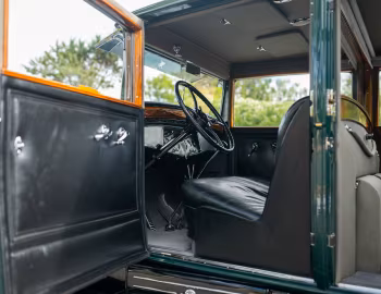 Interior 1930 Cadillac V16 452 7-passenger Imperial by Fleetwood (4375)