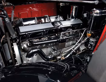 Bajo el capó 1930 Cadillac V16 452 All-Weather Phaeton by Murphy