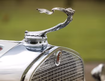 Mascota 1930 Cadillac V16 452 Convertible Coupe by Fleetwood (4335)