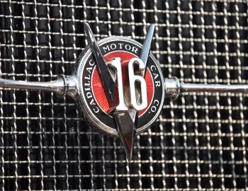 1931 Cadillac V16 Series 452 Special Dual Cowl Phaeton by Fleetwood (4260)