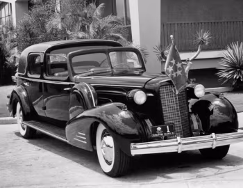 Cadillac V16 Series 90 Custom Town Car (5825) '1937