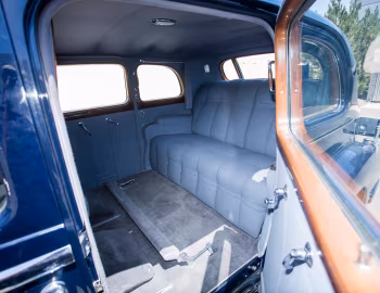 Interior 1938 Cadillac V16 Series 90 7-passenger Imperial Sedan by Fleetwood (38-9033)