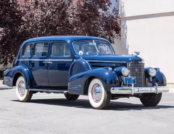 1938 Cadillac V16 Series 90 7-passenger Imperial Sedan by Fleetwood (38-9033)