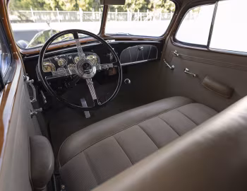 Panel frontal 1936 Cadillac V16 Town Sedan by Fleetwood (5733S)