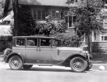 1926 Cadillac V8 314 Custom Suburban (6450)