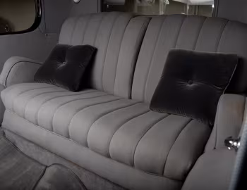Interior 1931 Cadillac V8 355-A 7-passenger Sedan by Fisher (31262)